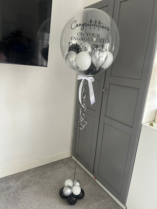 Personalised floating bubble balloon