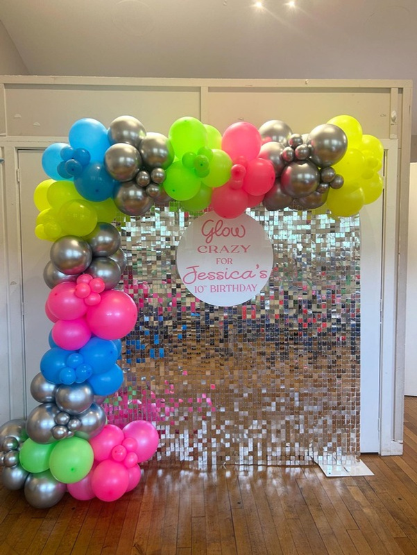 Full sequin wall — silver